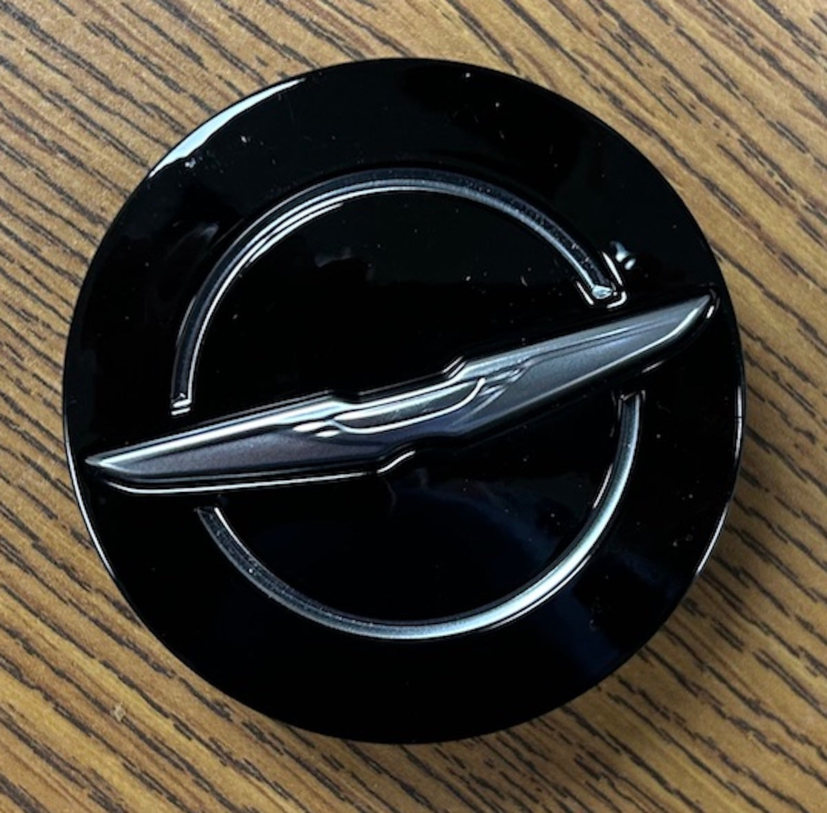 2 1/2" Chrysler Pacifica OEM Center Cap Black w/Silver Wings #7B single