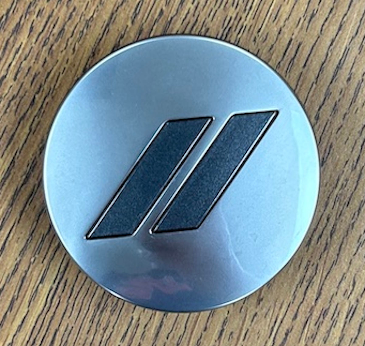 2 1/2" Dodge Challenger, Charger Polished Center Cap #6CZ27SZ7AA set