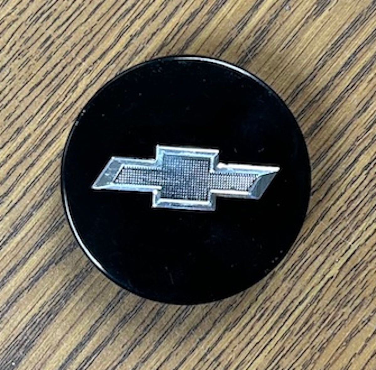 2 5/8" Chevrolet Blazer, Camaro, Colorado Black Center Cap #19332925 single