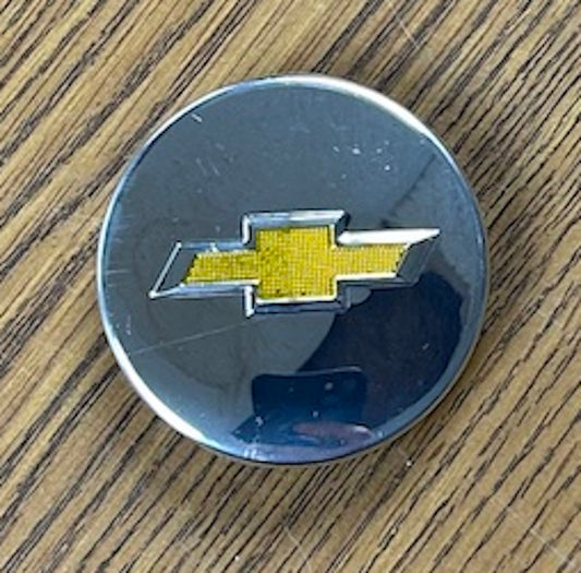 2 5/8" Chevrolet Blazer Colorado Equinox Polished Center Cap 20997899 single