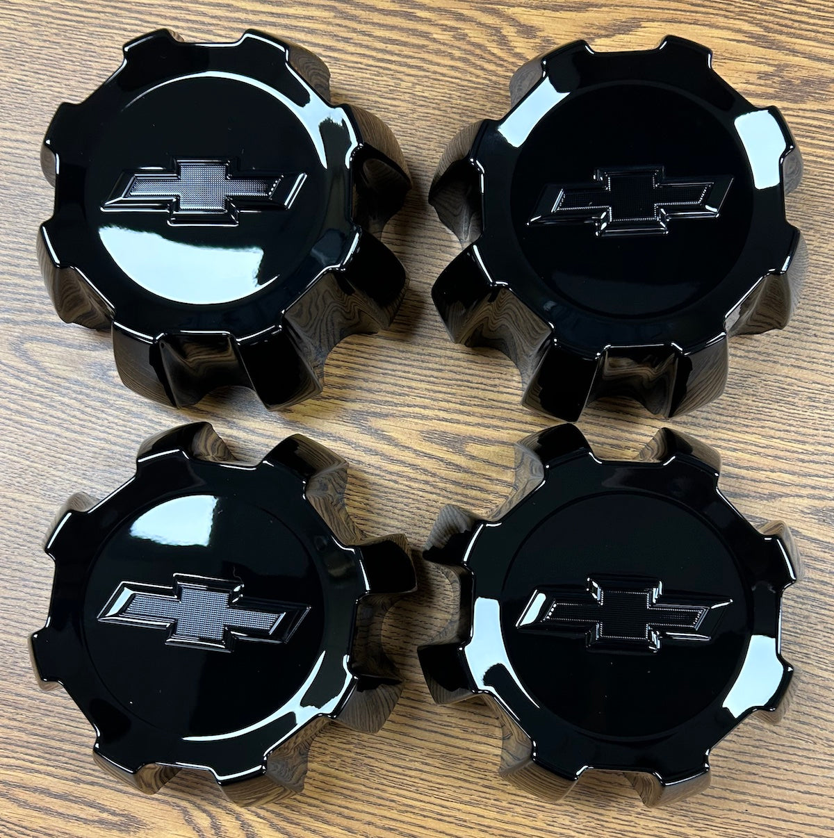 6 7/8" Chevrolet Silverado 2500, 3500 SRW Black OEM Center Cap #23494288 set