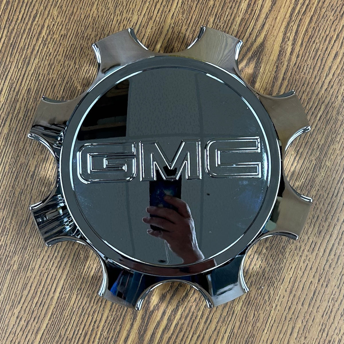 7" GMC Sierra 2500, 3500 OEM Chrome Center Cap #9597791 single