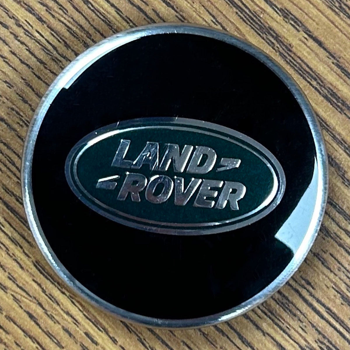 2 3/8" Discovery, Sport, LR2, Evoque Black/Green Center Cap #LR069899 x1