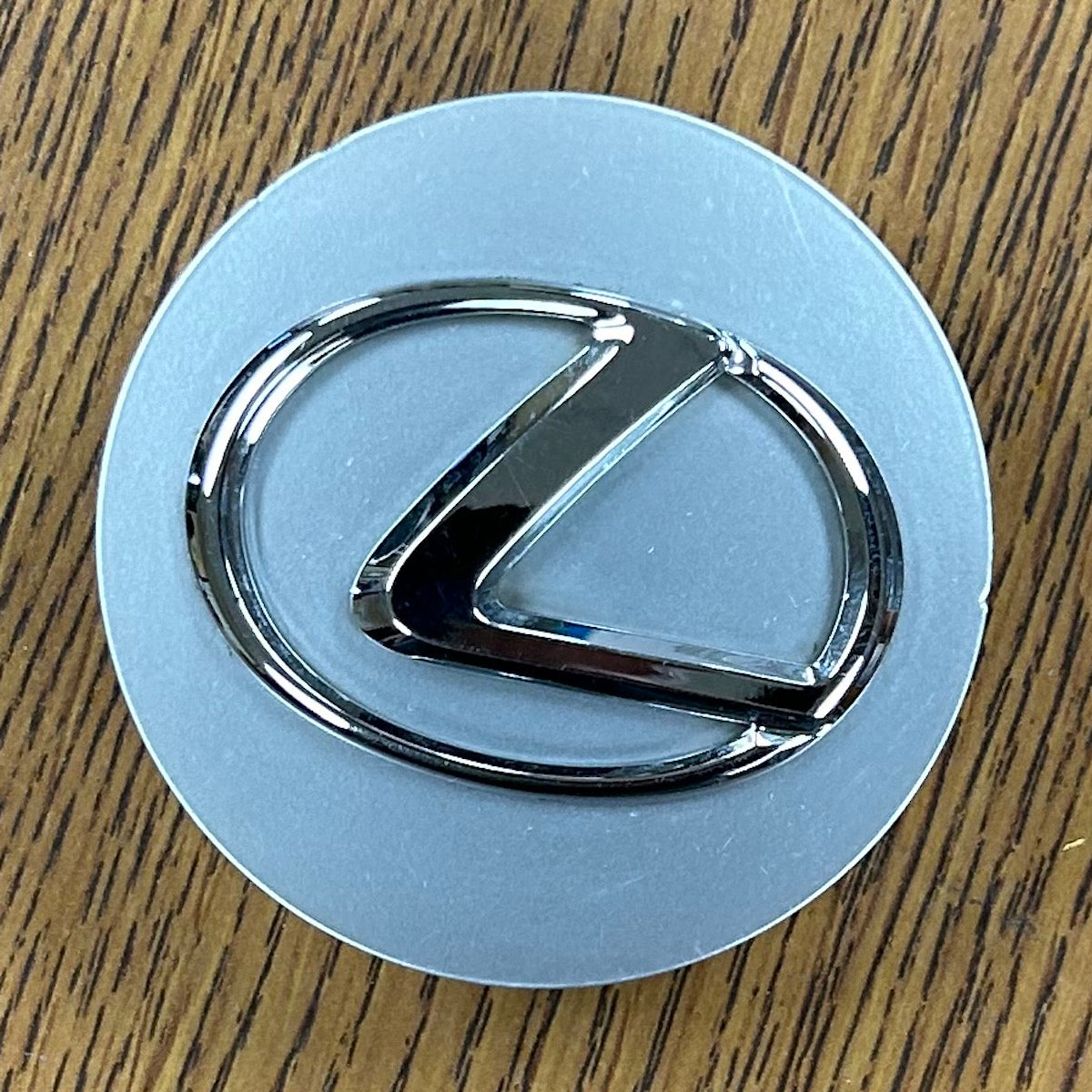 2 1/2" Lexus ES300h, ES350, GS Turbo GS200t, GS350 Silver Center Cap #4260350370