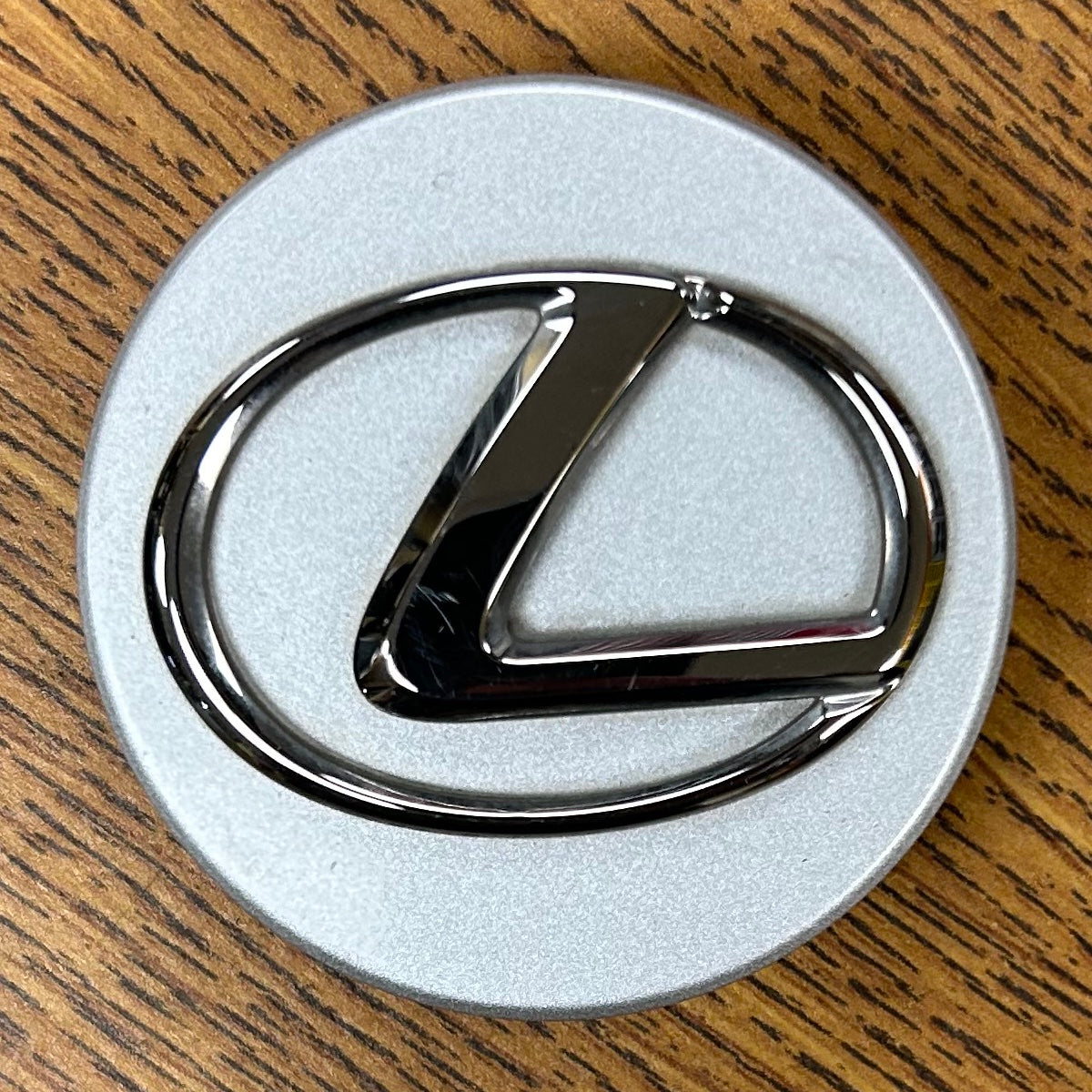2 1/4" Lexus CT200h OEM Silver Center Cap #42603-76010 single
