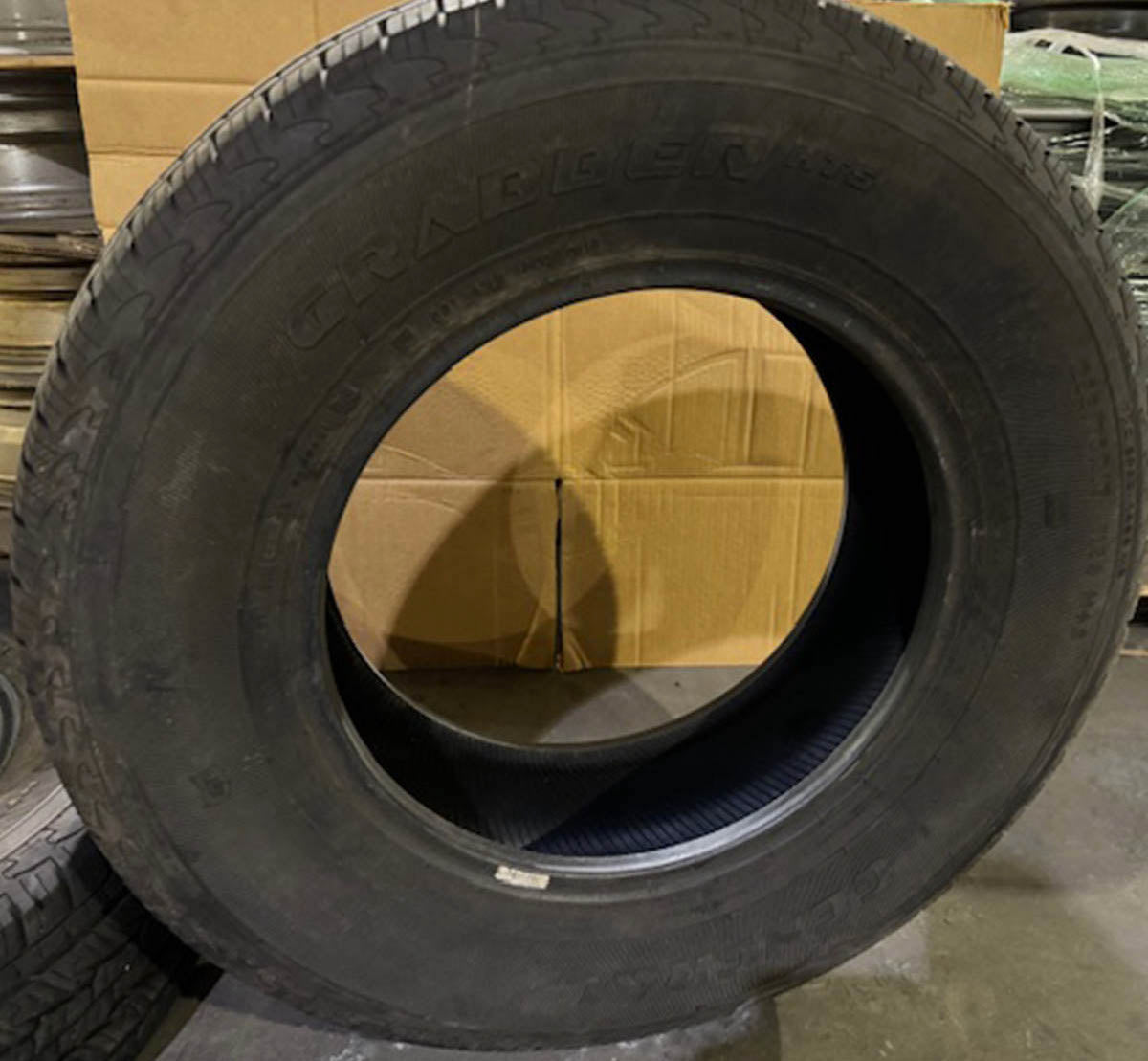2557017 255/70R17 112S General Grabber HTS tire single 7/32
