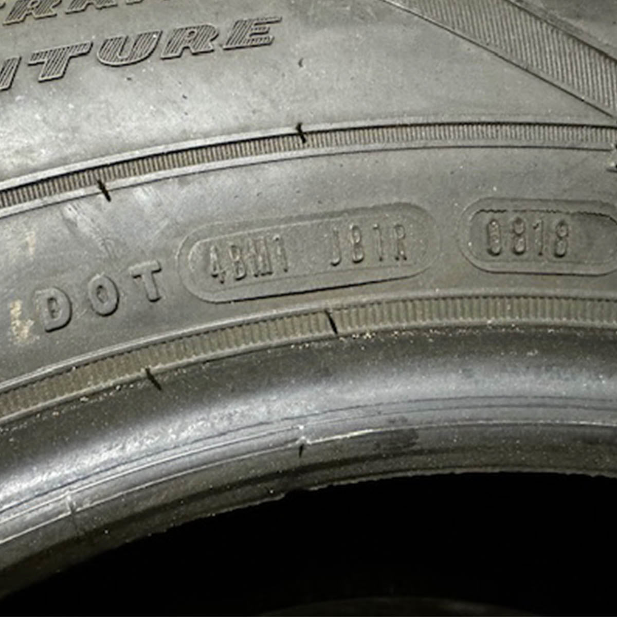 2457517 245/75R17 - 112T Goodyear Wrangler A/T Adventure tire single 8.5/32