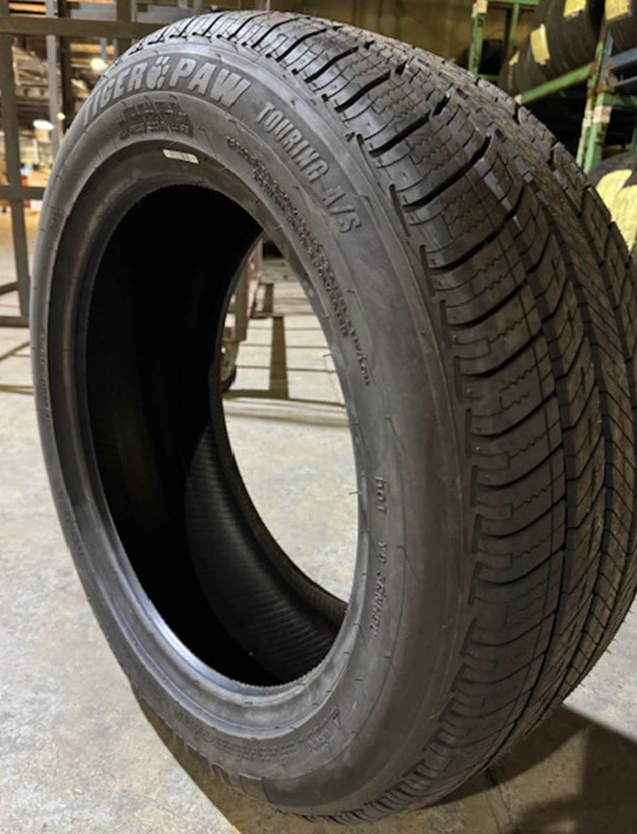 2155517 215/55R17-94H Uniroyal Tiger Paw Touring A/S tire set 11.5 