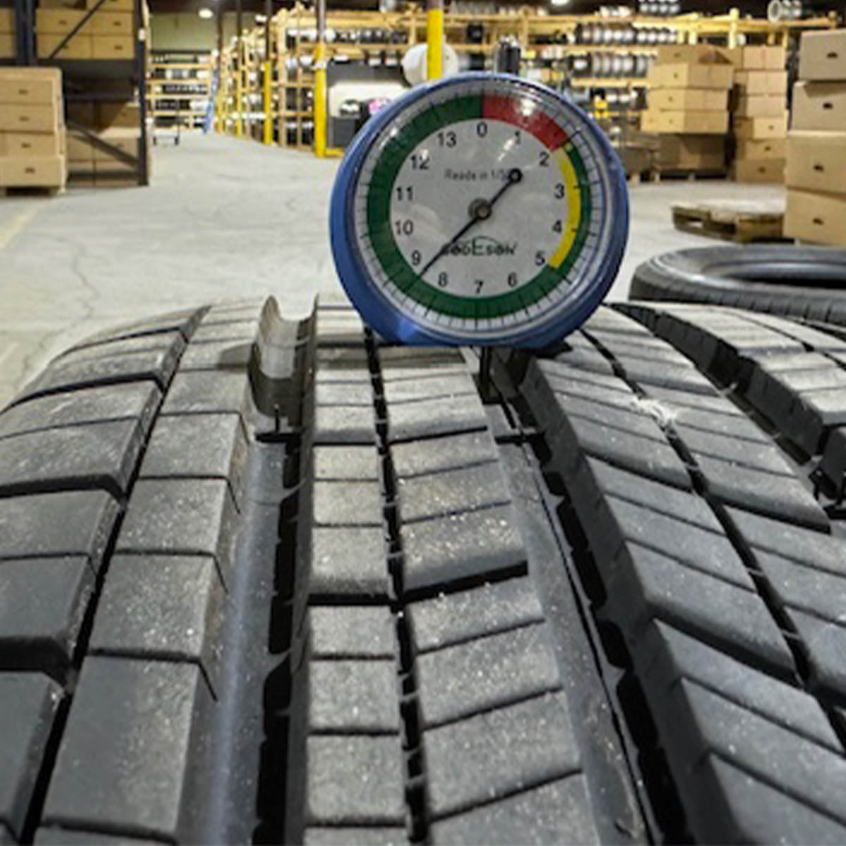 2656018 265/60R18 - 110H Michelin Primacy LTX tires set 8.8/32