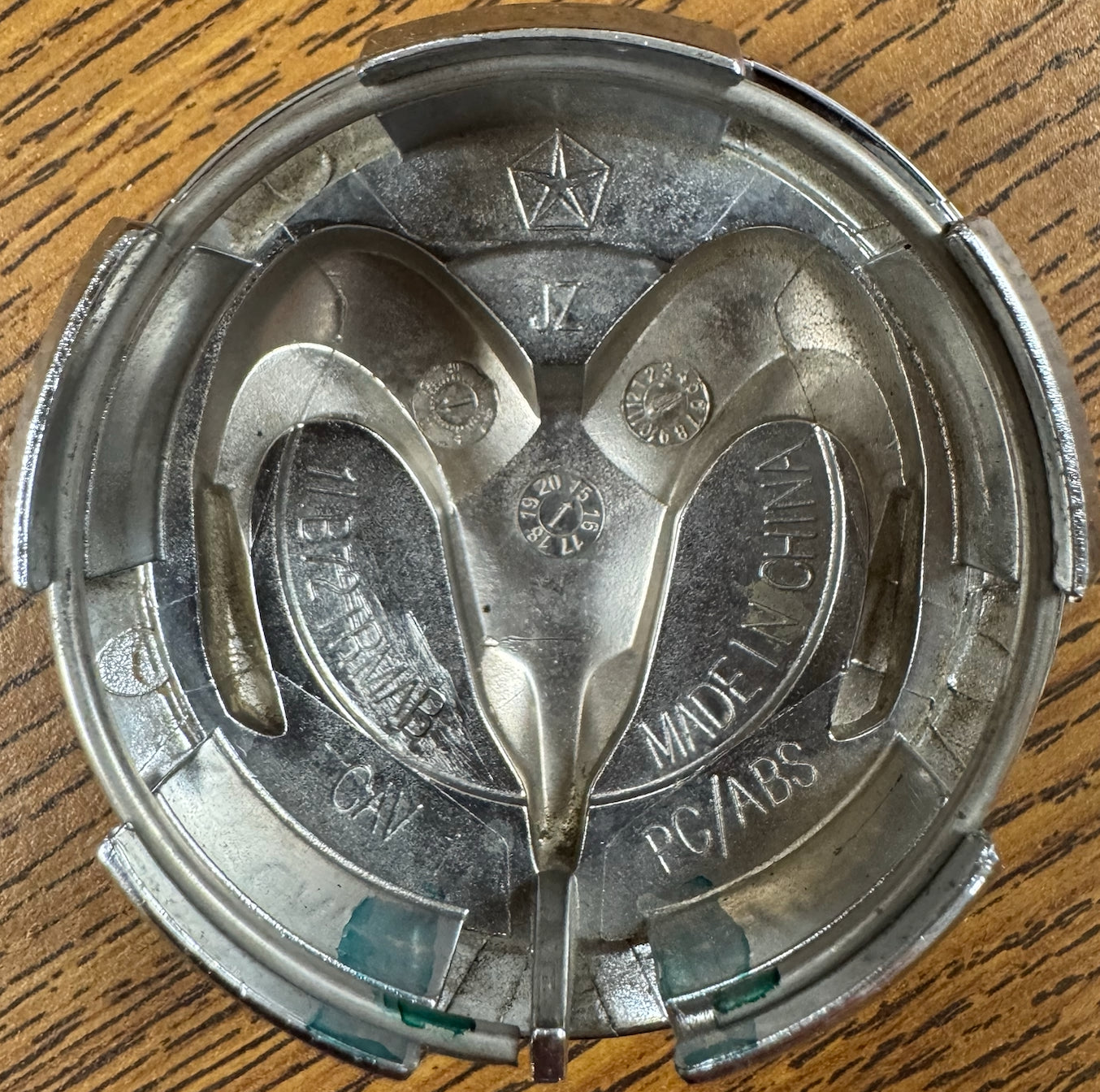 2 1/2" Dodge Avenger, Caliber, Challenger Chrome Center Cap 1LB72SZ0AB set