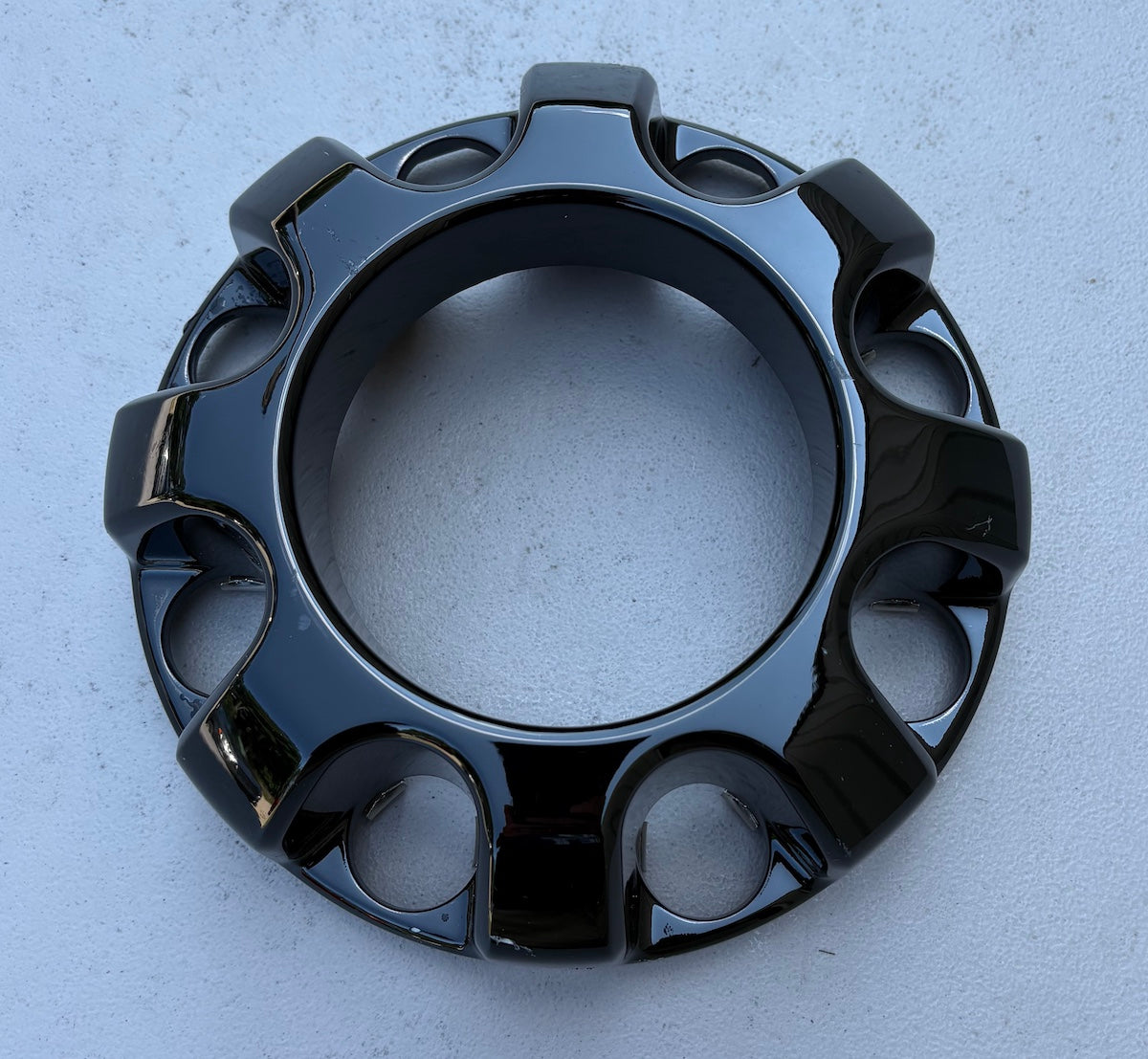8 3/8" Ford F-250, F-350 SRW OEM Black FRONT Center Cap #KC3Z1130AA single