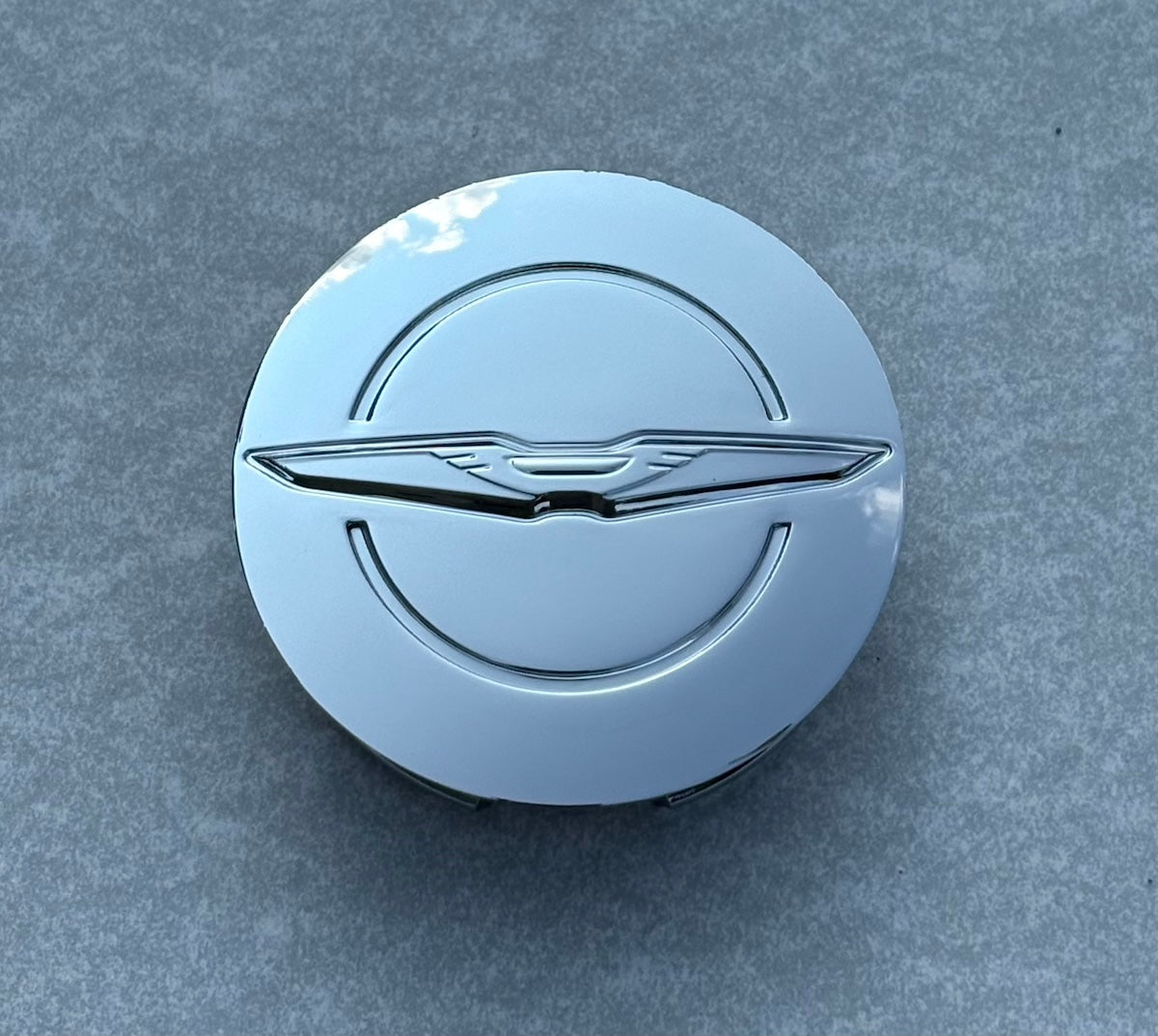 2 1/2" Chrysler 200, 300, Pacifica Chrome Center Cap #1LB74TRMAB single