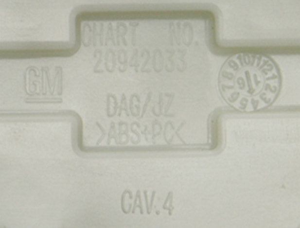 3 1/4" Chevrolet Silverado 1500 Tahoe, Suburban Black Center Cap 23480948 x1