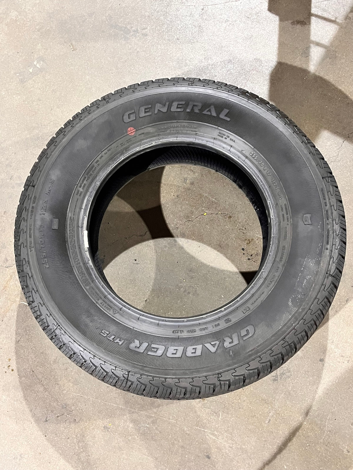 2557017 255/70R17 112S General Grabber HTS tire single 7/32