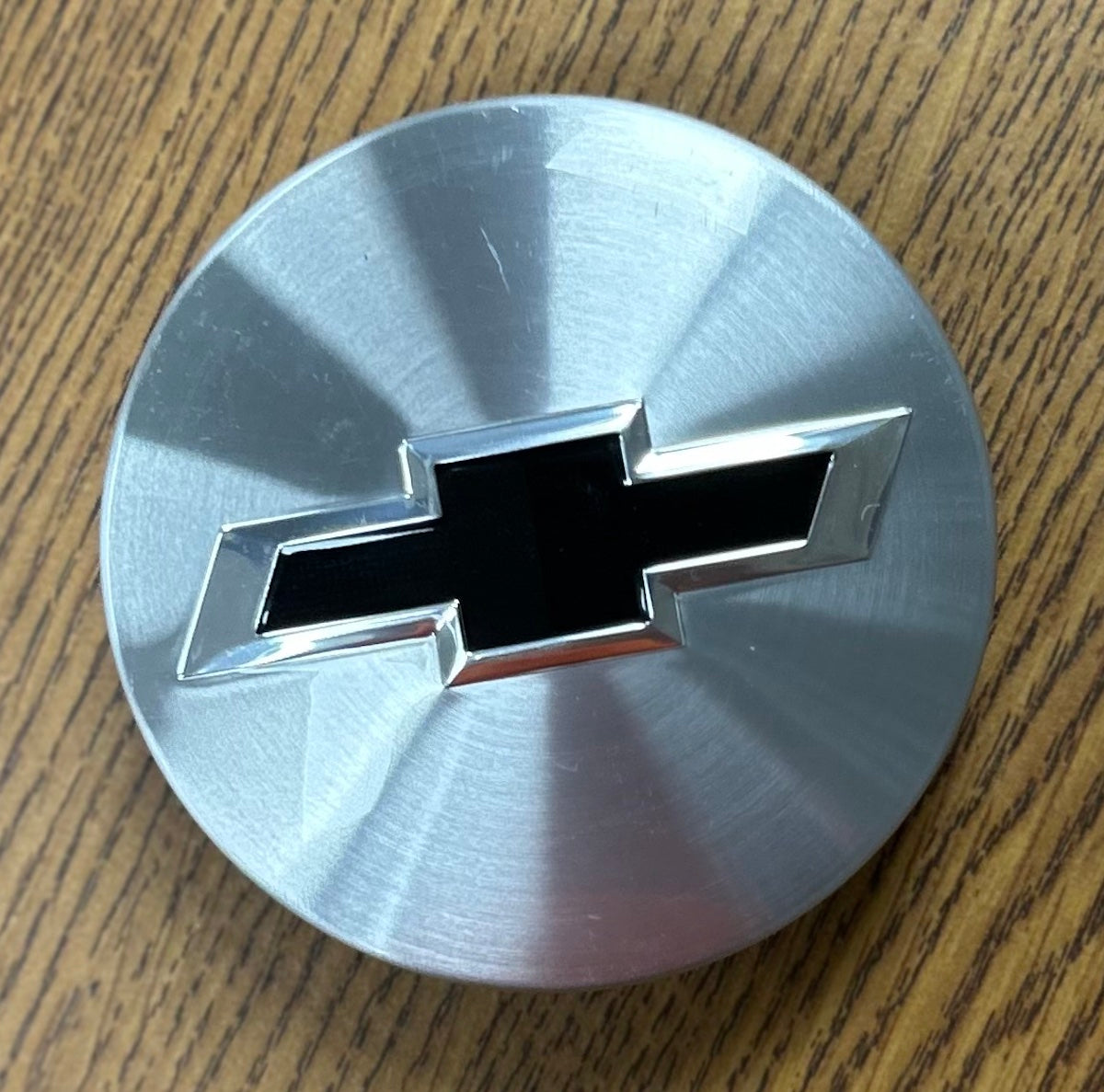 3 1/4" Chevrolet Silverado Suburban Tahoe Silver Center Cap #84267795 single