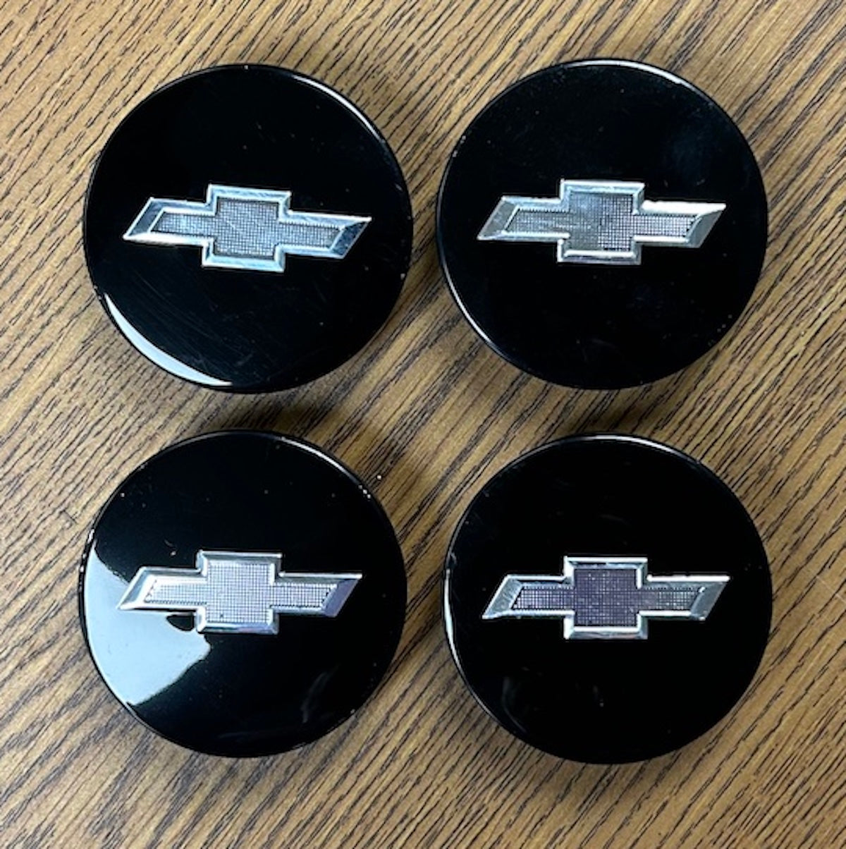 2 5/8" Chevrolet Blazer, Camaro, Colorado Black Center Cap #19332925 set