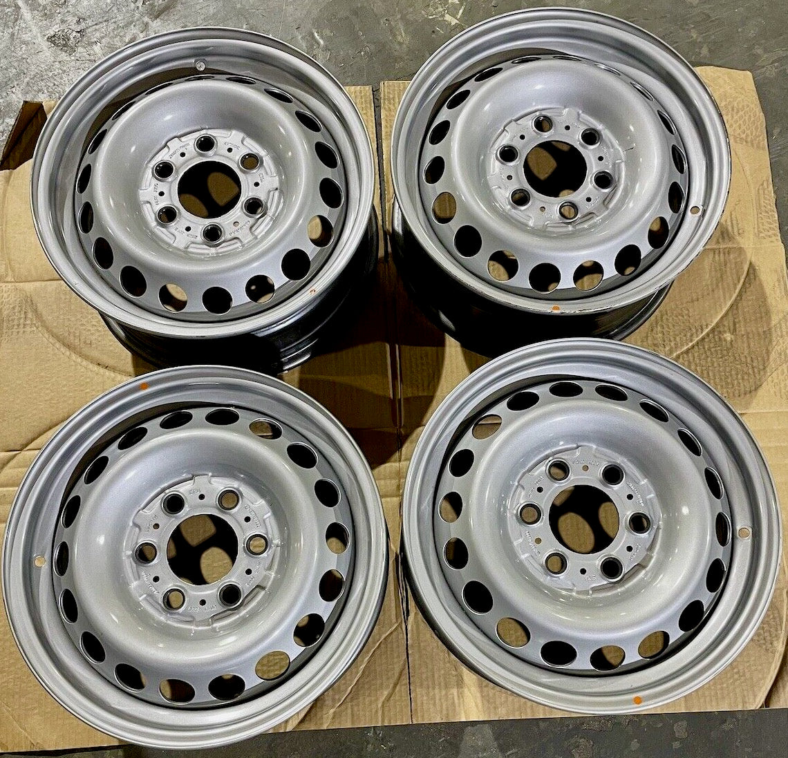 16" Dodge Mercedes Freightliner Sprinter 1500 2500 Factory OEM Wheels 2354 85404