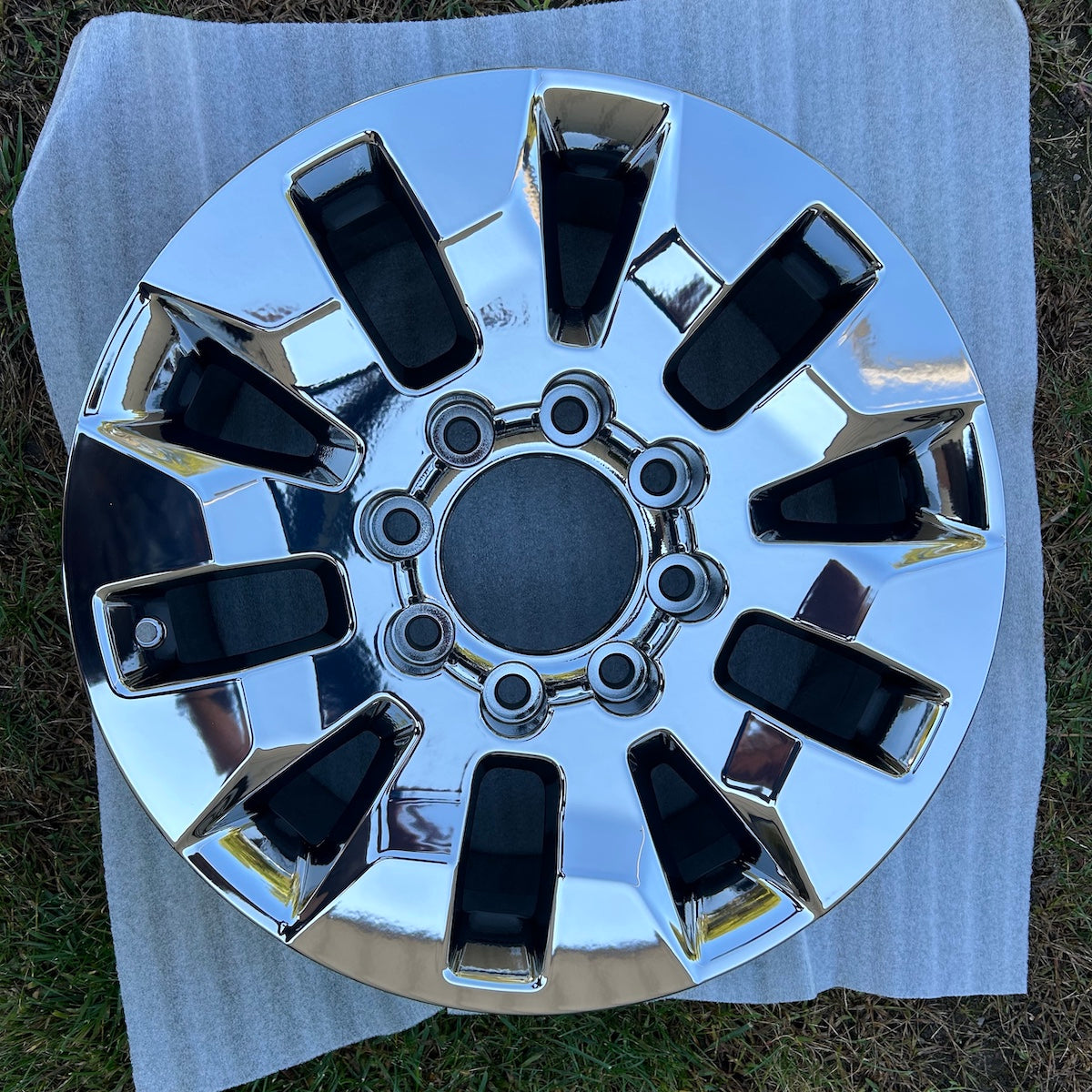 20" Chevrolet Silverado 2500 3500 Bright Chrome wheels rims Factory set 5947