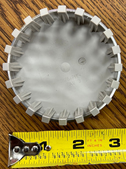 3 1/4" GMC Sierra 1500, Yukon Center Cap High-Polished w/Red "GMC" #22837060 set