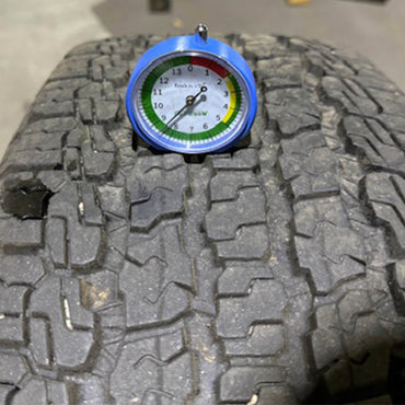 2457517 245/75R17 - 112T Goodyear Wrangler A/T Adventure tire single 8.5/32