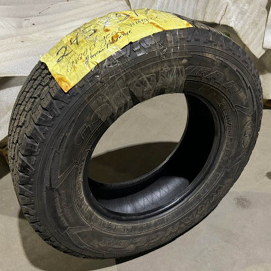 2457517 245/75R17 - 112T Goodyear Wrangler A/T Adventure tire single 8.5/32