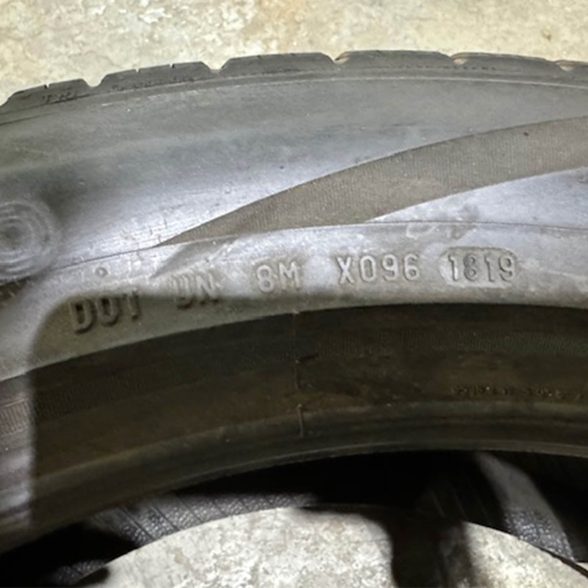 2754521 275/45R21-110W Pirelli Scorpion Zero A/S tire single 9.5