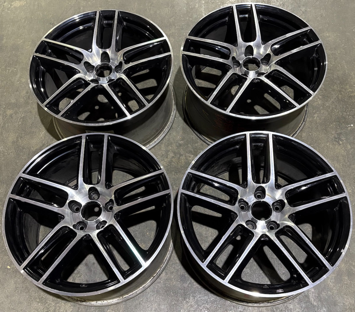 19x9 19x10 Mustang BOSS 302 Laguna Seca wheels Factory OEM 3887 3890